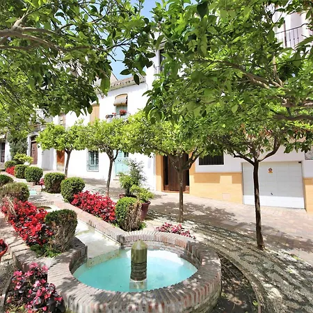 Town Anita Apartment